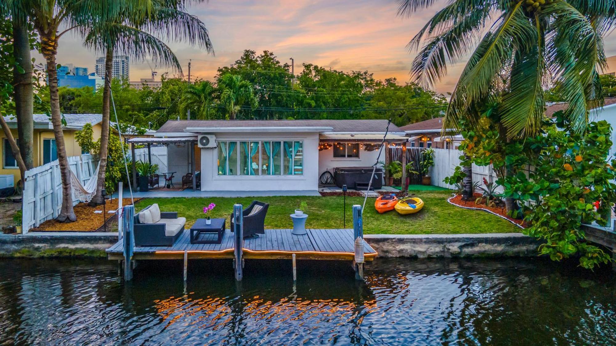 Riverwalk Villa I Private Dock & Hot Tub Fort Lauderdale Exterior photo
